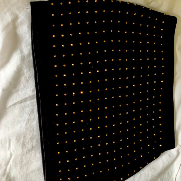 Gold embellished mini skirt from Forever 21 - Picture 1 of 2